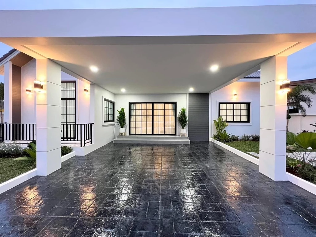 Villa a Prachan tó közelében